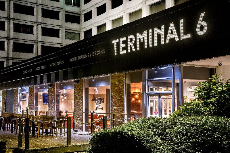 Holiday Inn London-Heathrow M4, Jct.4 - Bar