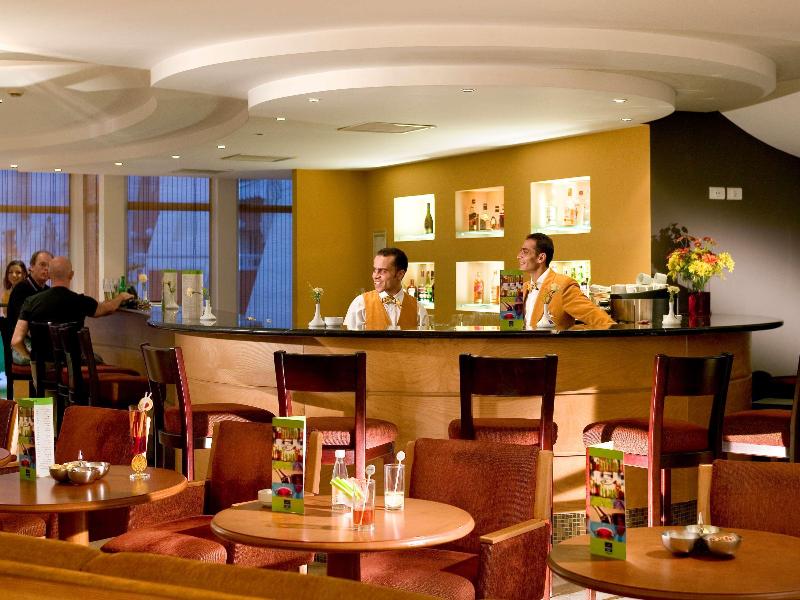 Novotel Cairo Airport - Bar