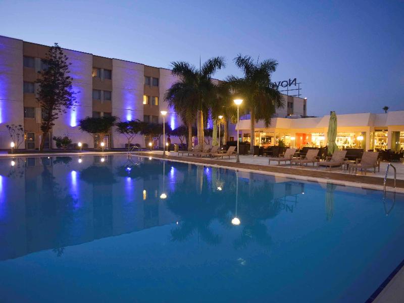 Novotel Cairo Airport - Havuz