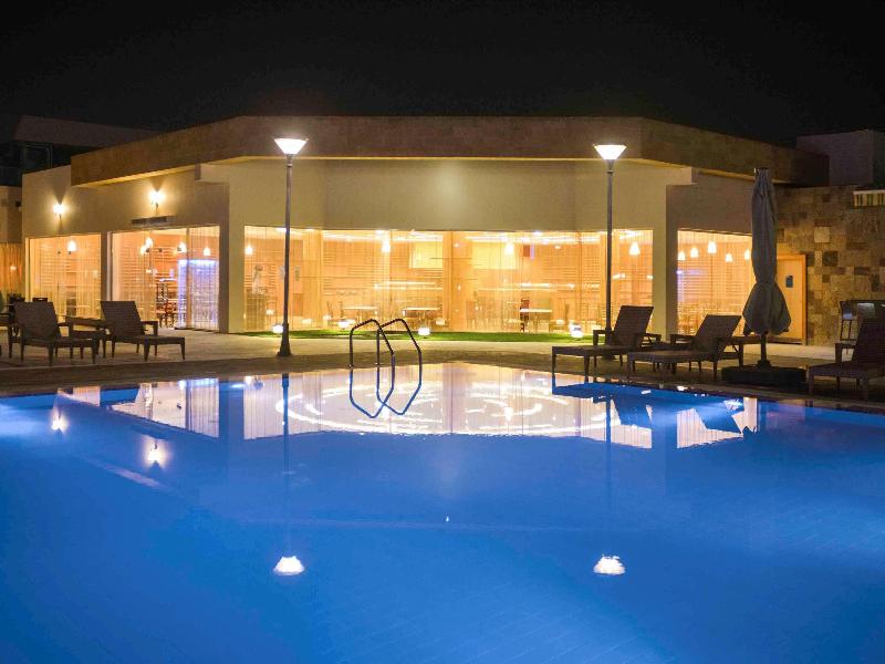 Novotel Cairo Airport - Havuz