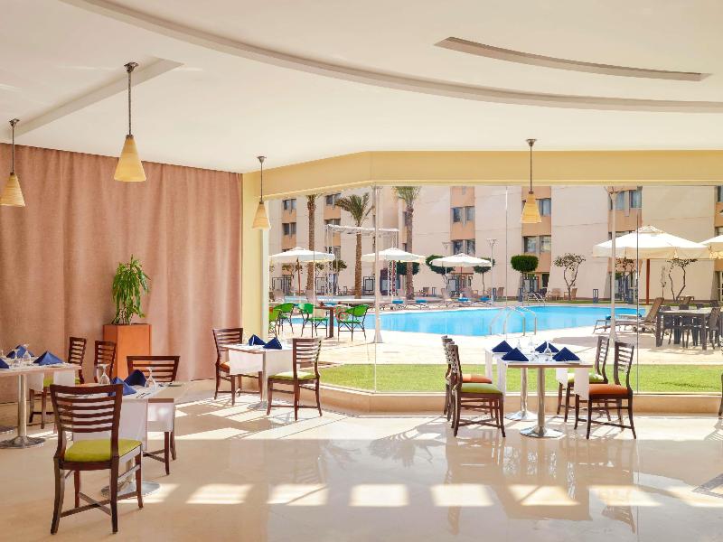 Novotel Cairo Airport - Restoran