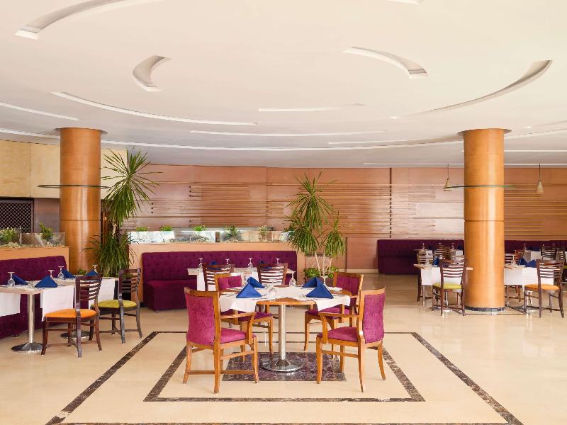 Novotel Cairo Airport - Restoran