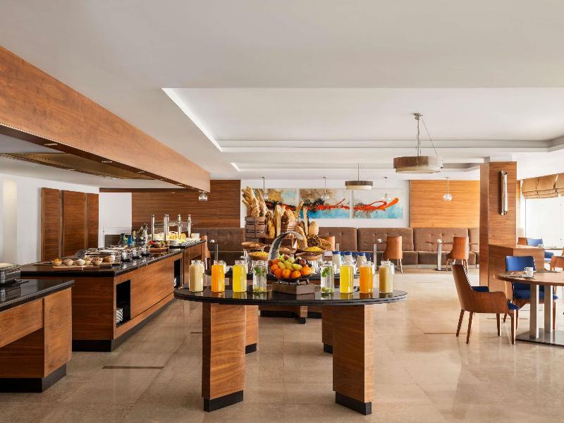 Novotel Cairo Airport - Restoran