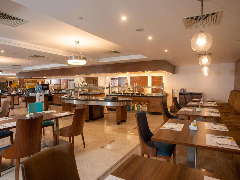 Novotel Cairo Airport - Restoran