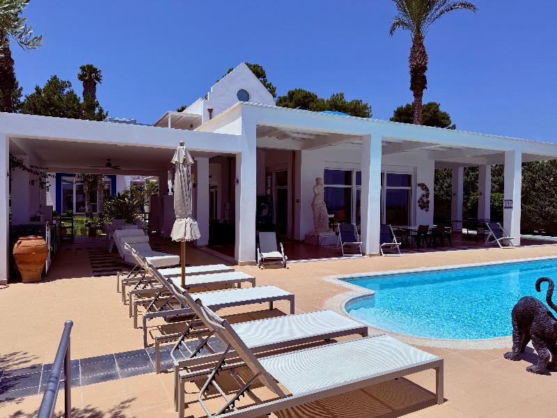 Grande Dame Villa of Rhodes - Havuz