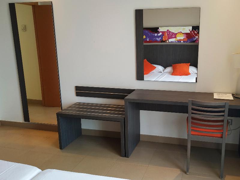 Alcocebre Suites Hotel 3000 - Oda