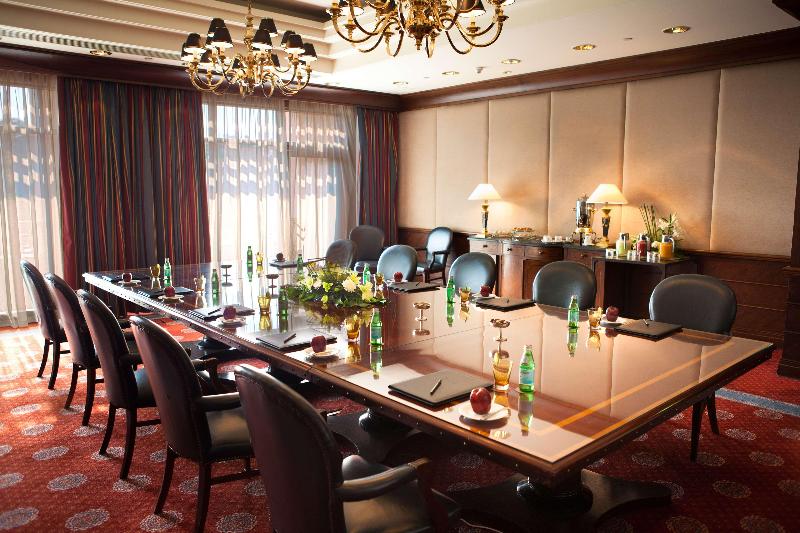 Sofitel Cairo Downtown Nile - Toplantı