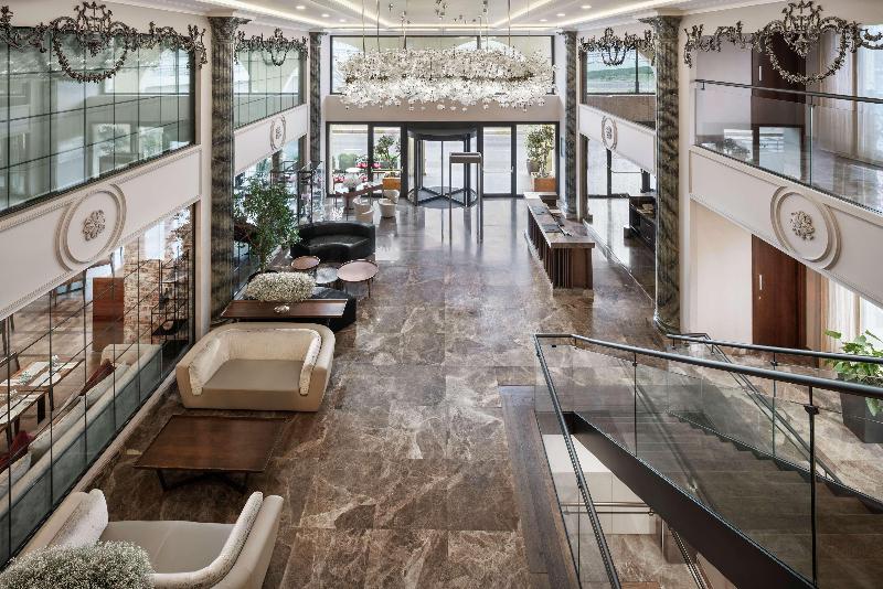 Doubletree By Hilton Istanbul Gayrettepe - Lobi