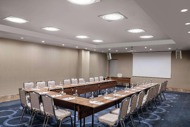 Doubletree By Hilton Istanbul Gayrettepe - Toplantı
