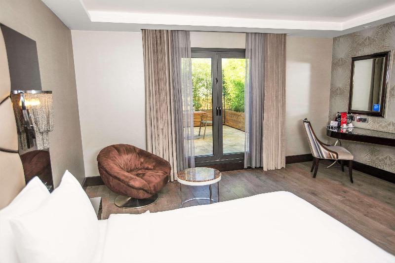 Doubletree By Hilton Istanbul Gayrettepe - Oda