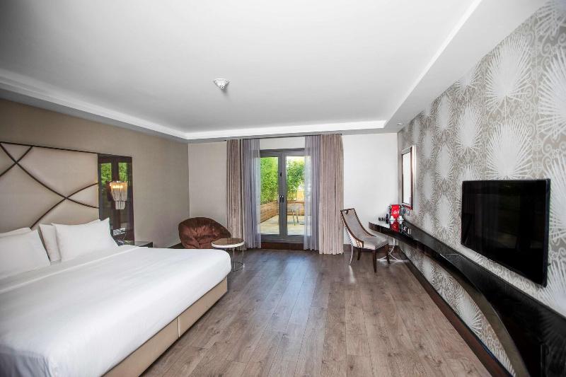 Doubletree By Hilton Istanbul Gayrettepe - Oda
