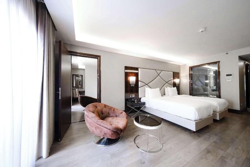 Doubletree By Hilton Istanbul Gayrettepe - Oda