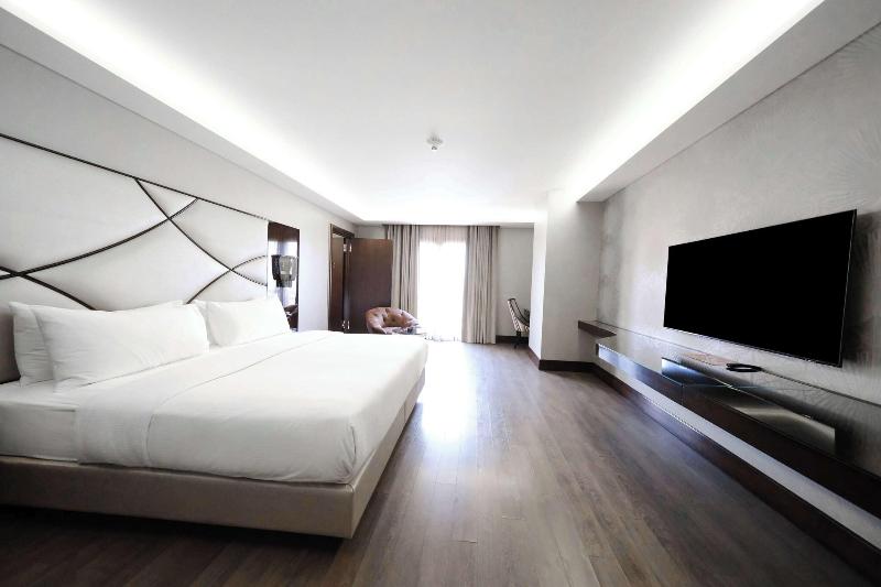 Doubletree By Hilton Istanbul Gayrettepe - Oda