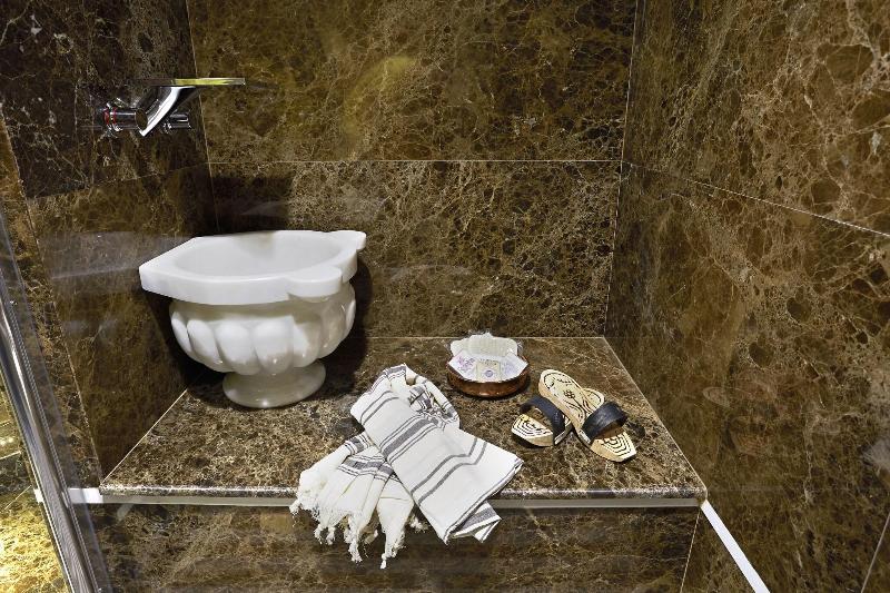 Doubletree By Hilton Istanbul Gayrettepe - Oda