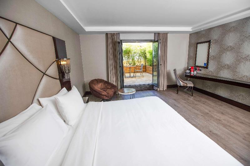 Doubletree By Hilton Istanbul Gayrettepe - Oda
