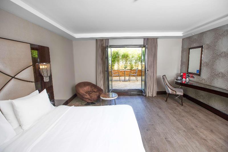 Doubletree By Hilton Istanbul Gayrettepe - Oda
