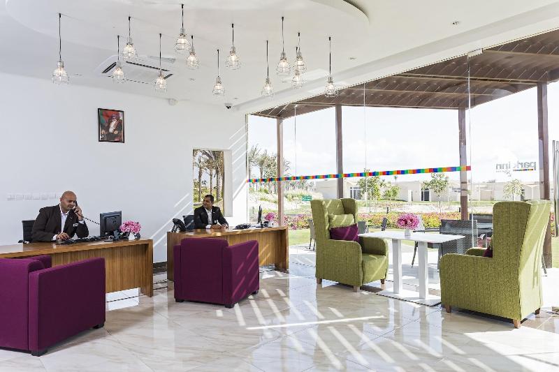 Park Inn by Radisson Hotel & Residence Duqm - Lobi