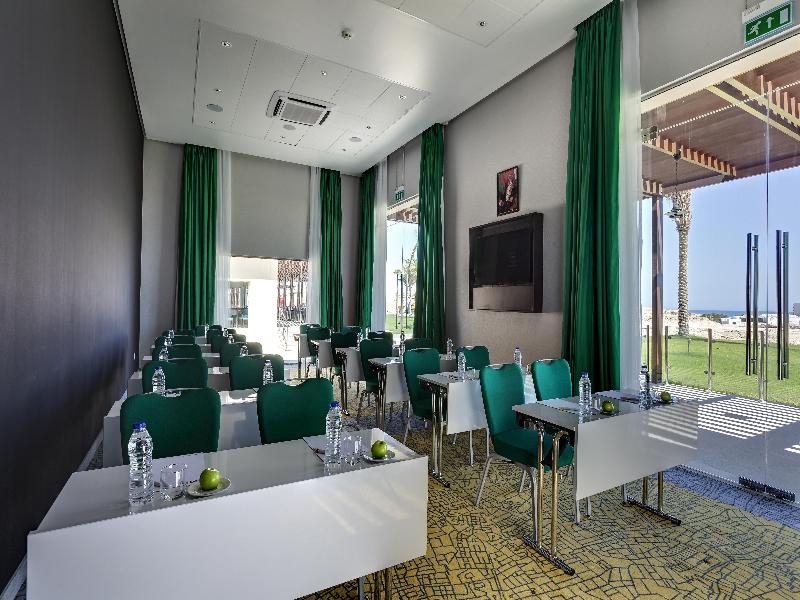 Park Inn by Radisson Hotel & Residence Duqm - Toplantı