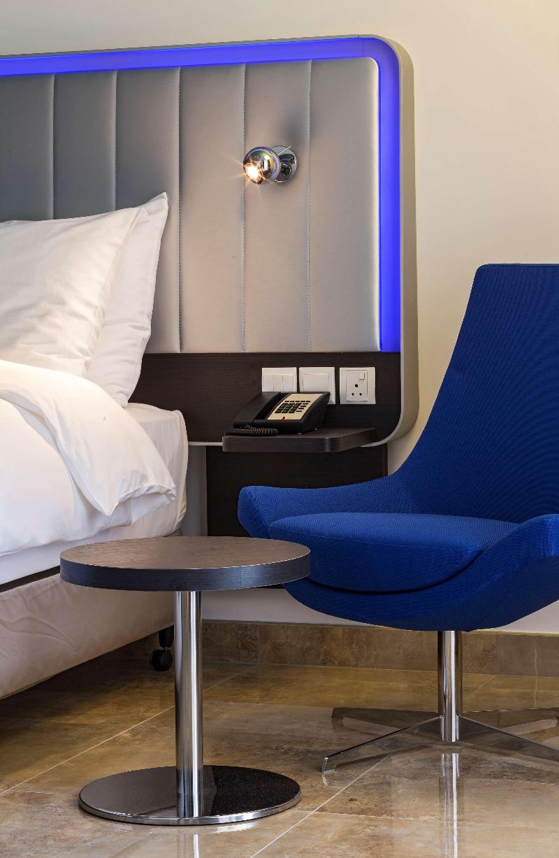Park Inn by Radisson Hotel & Residence Duqm - Oda