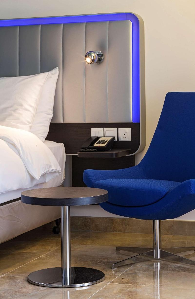 Park Inn by Radisson Hotel & Residence Duqm - Oda