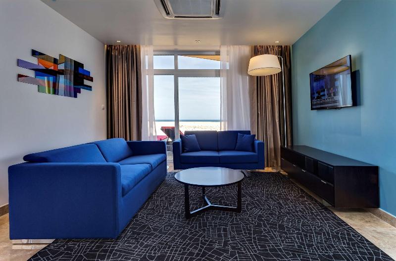 Park Inn by Radisson Hotel & Residence Duqm - Oda