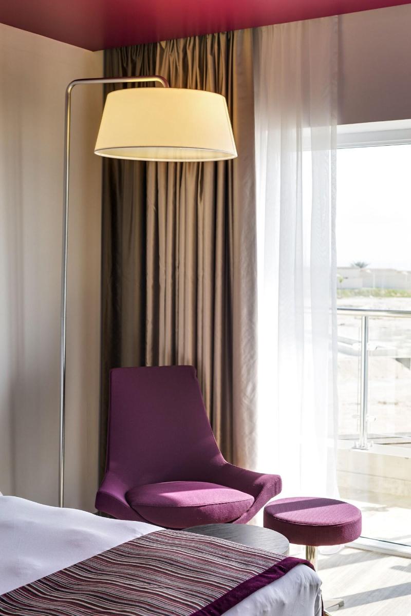 Park Inn by Radisson Hotel & Residence Duqm - Oda