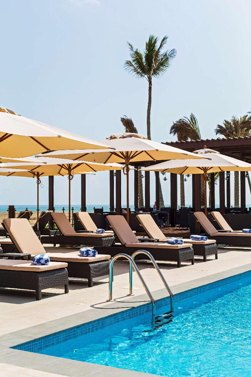 Park Inn by Radisson Hotel & Residence Duqm - Havuz