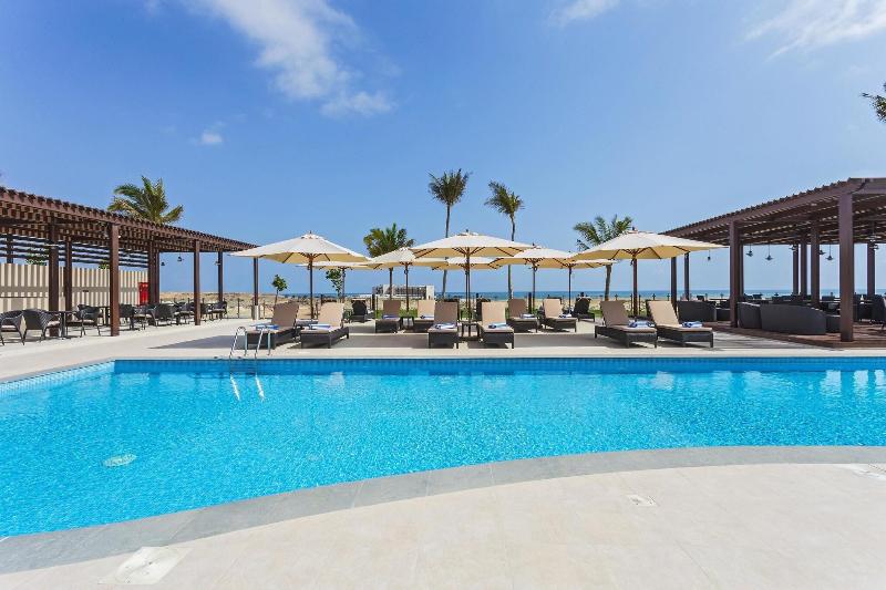 Park Inn by Radisson Hotel & Residence Duqm - Havuz