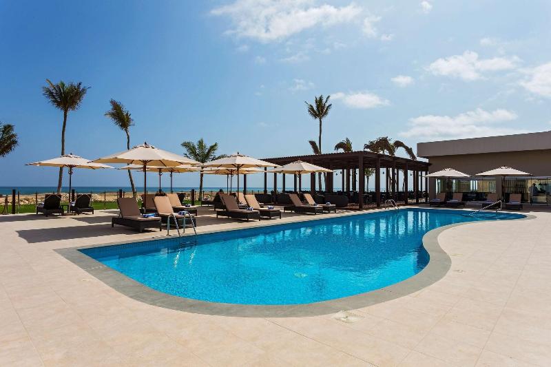 Park Inn by Radisson Hotel & Residence Duqm - Havuz