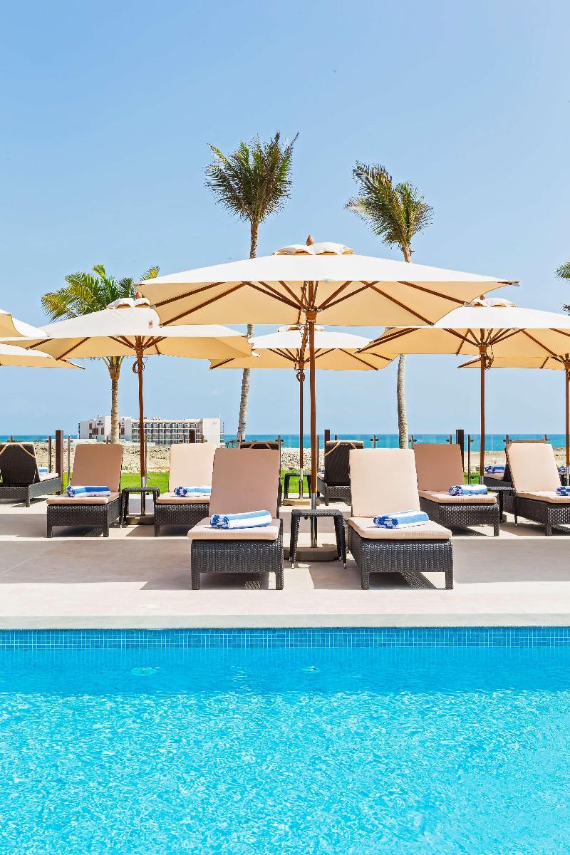 Park Inn by Radisson Hotel & Residence Duqm - Havuz