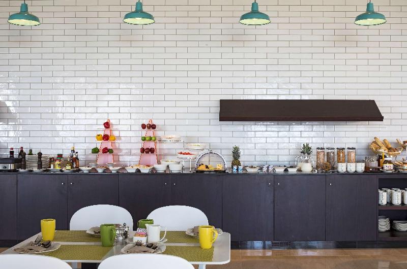 Park Inn by Radisson Hotel & Residence Duqm - Restoran