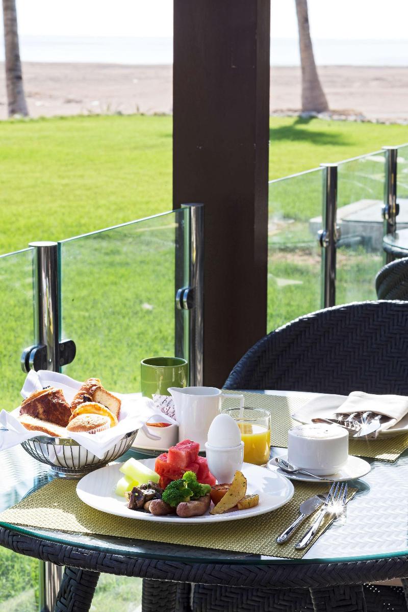 Park Inn by Radisson Hotel & Residence Duqm - Restoran