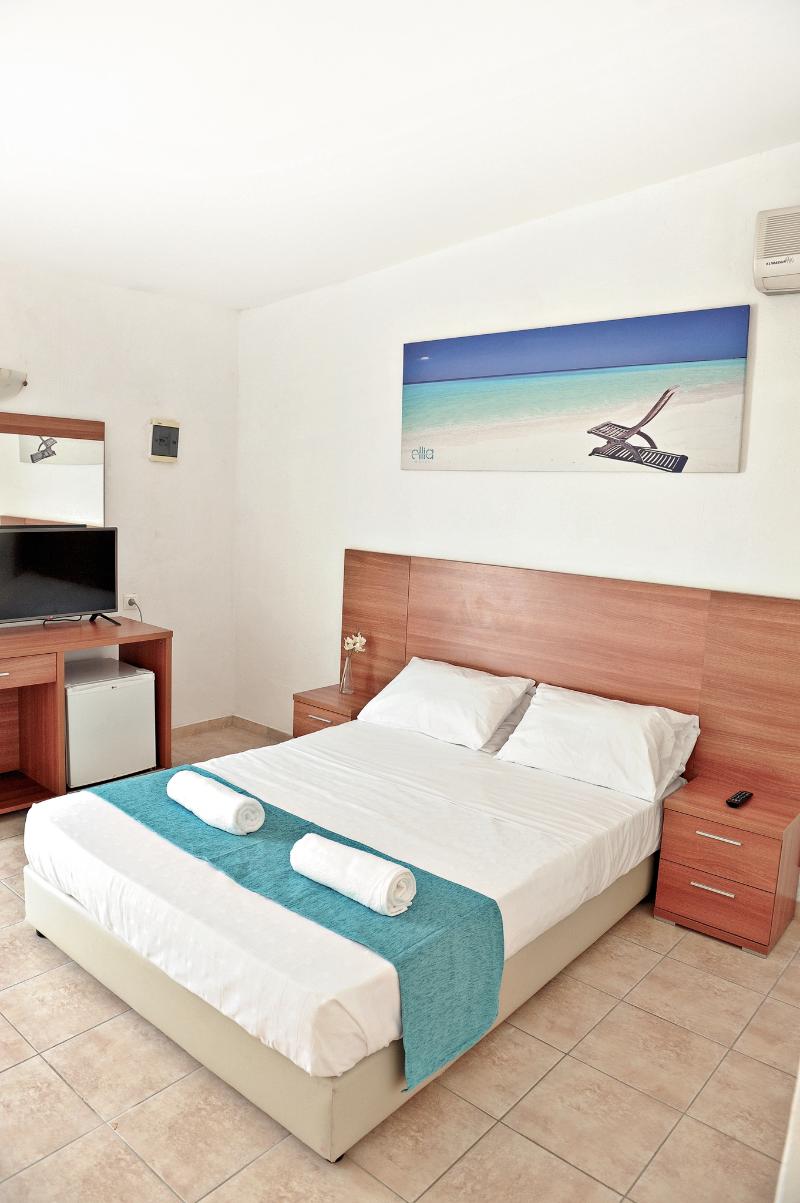 Ellia Hotel - Oda