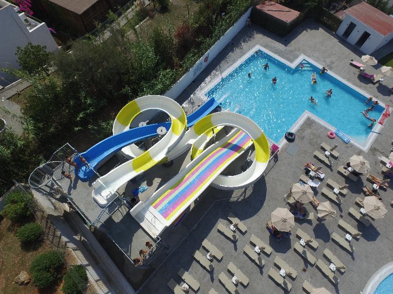 Ellia Hotel - Havuz