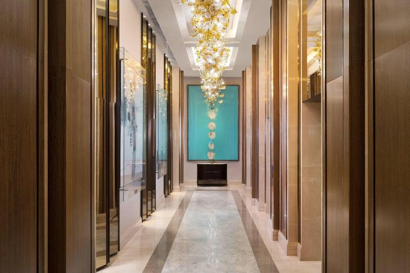 Sheraton Jakarta Gandaria City Hotel - Lobi