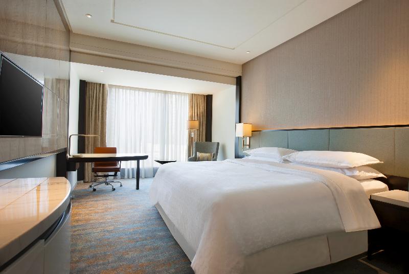 Sheraton Jakarta Gandaria City Hotel - Oda