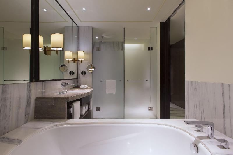 Sheraton Jakarta Gandaria City Hotel - Oda