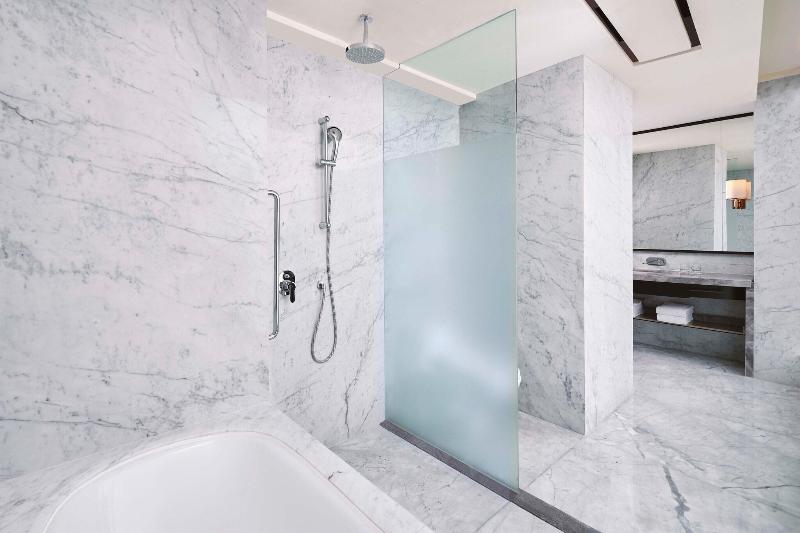 Sheraton Jakarta Gandaria City Hotel - Oda
