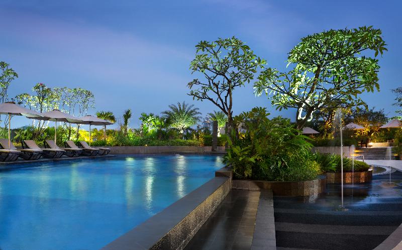 Sheraton Jakarta Gandaria City Hotel - Havuz