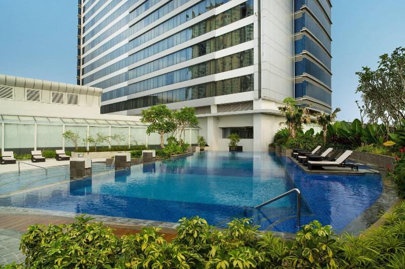 Sheraton Jakarta Gandaria City Hotel - Havuz