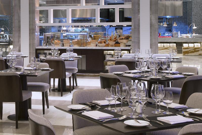 Sheraton Jakarta Gandaria City Hotel - Restoran