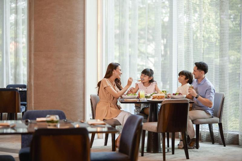 Sheraton Jakarta Gandaria City Hotel - Restoran