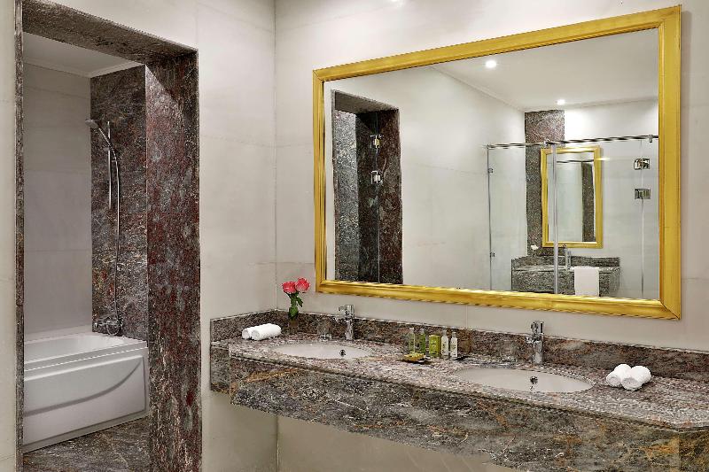 Hilton Hurghada Plaza - Oda