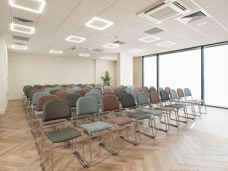 Hampton by Hilton Bournemouth - Genel