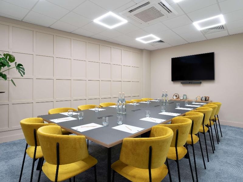 Hampton by Hilton Bournemouth - Genel