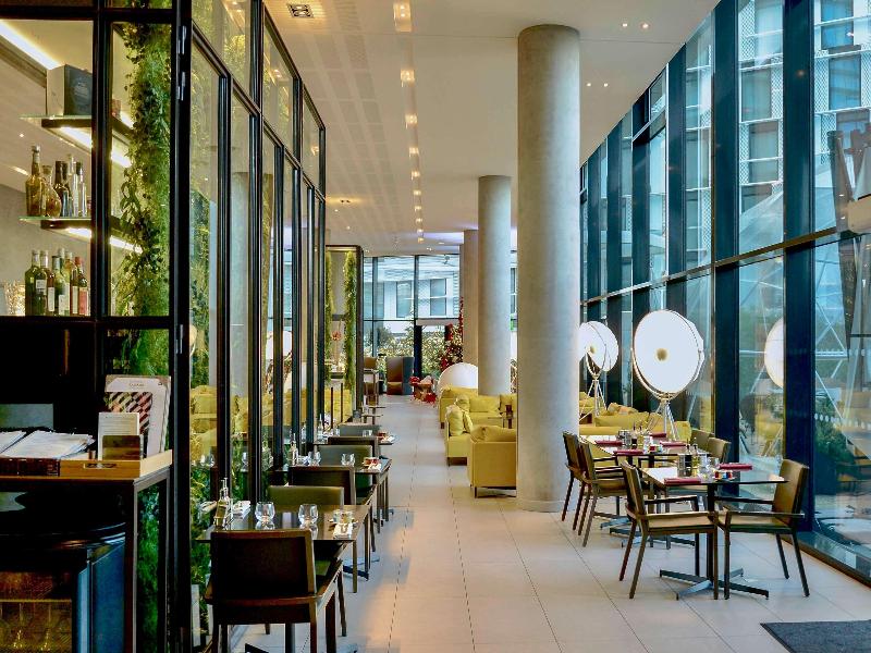 Radisson Bly CDG Airport Havaalanı - Bar