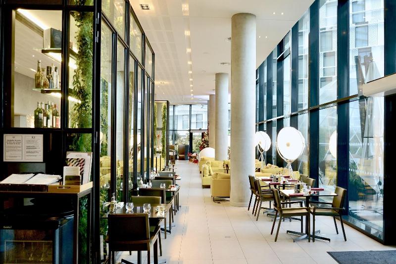 Radisson Bly CDG Airport Havaalanı - Lobi