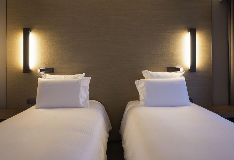 Radisson Bly CDG Airport Havaalanı - Oda