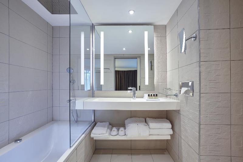 Radisson Bly CDG Airport Havaalanı - Oda