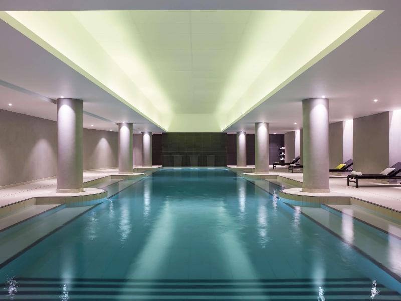 Radisson Bly CDG Airport Havaalanı - Havuz